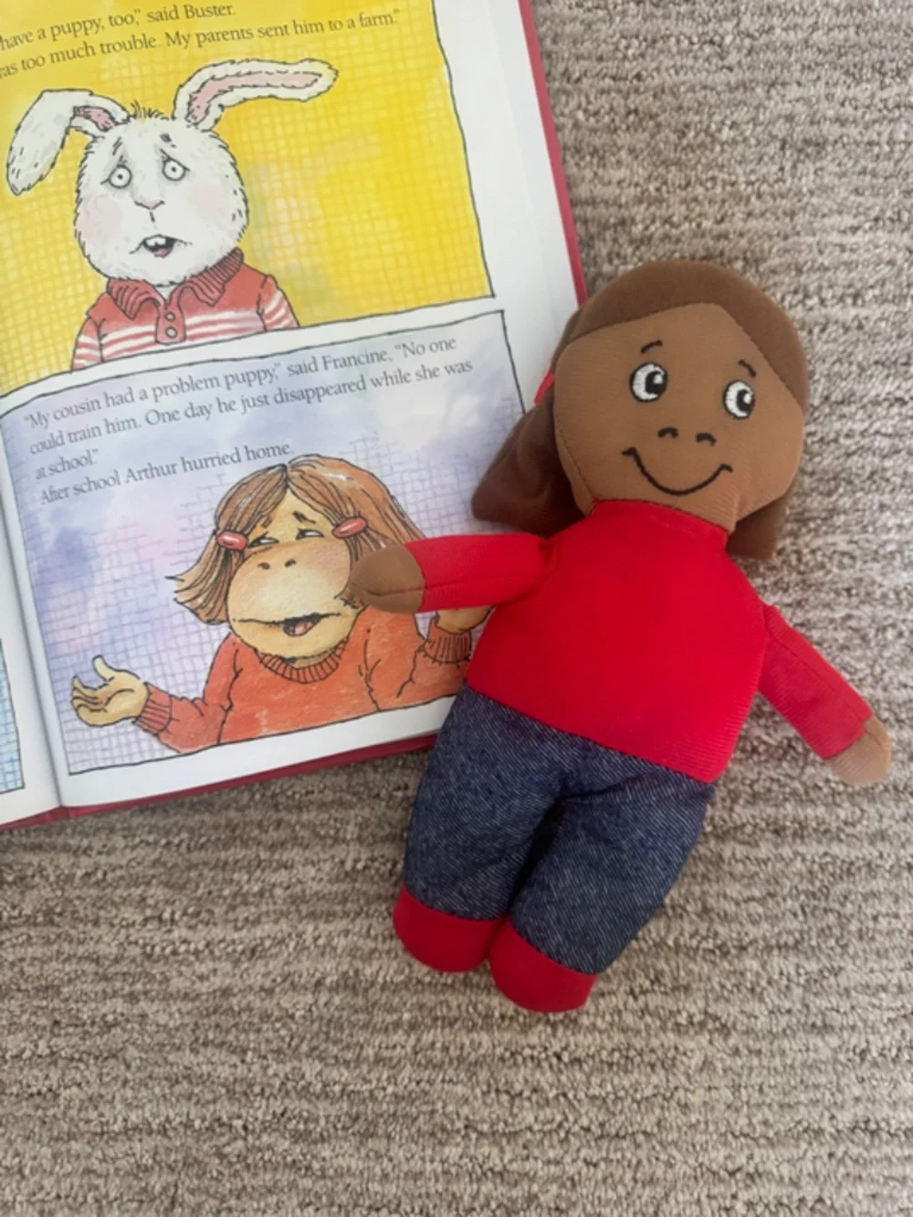 NOSTALGIC ARTHUR BUNDLE | 2 BOOKS + A PLUSH!